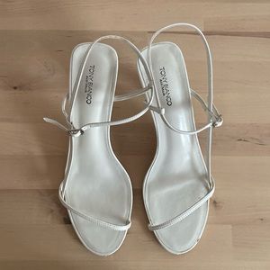 Tony Bianco Caprice Heel